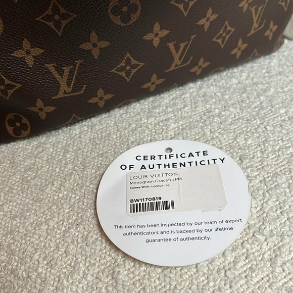 Louis Vuitton tote bag - Picture 16 of 16